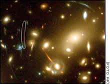 El sector delimitado con un trazo oblongo a la izquierda de la fotografa muestra el espacio donde se encuentra la nueva galaxia.