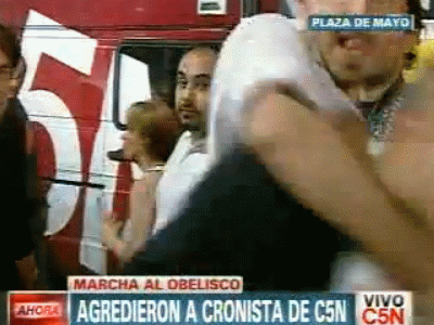 Video: La agresion cobarde al periodista de C5N durante el #8N