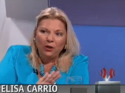 Video : Elisa Carrio "Cristina tiene una fortuna de 10 mil millones de dólares"