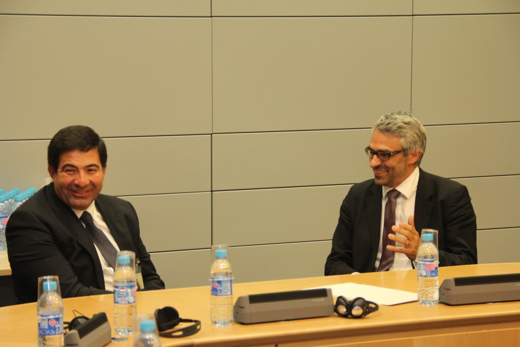 Echegaray debatió medidas de transparencia fiscal en la OCDE