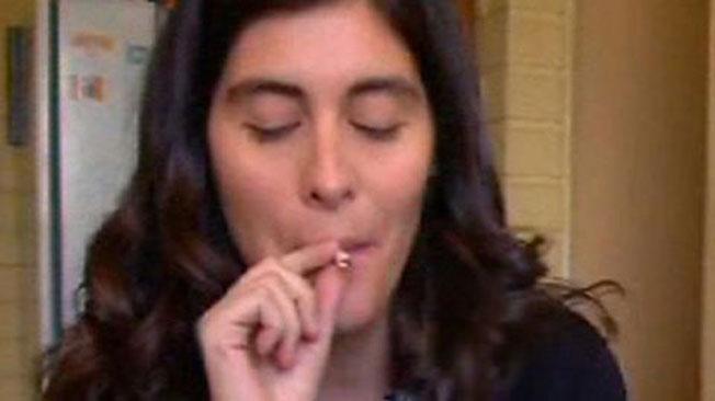Video: Polémica en la TV por una periodista fumando marihuana “Estoy súper volada” dice