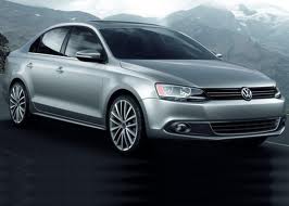 NUEVO BORA 2011 - PRECIOS VERSIONES Y EQUIPAMIENTO