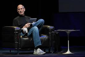PORQUE STEVE JOBS USABA SIEMPRE LA MISMA ROPA?
