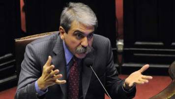 An�bal Fern�ndez: YPF no puede estar en manos de personas que se toman el pa�s para la joda