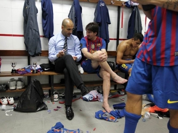 Barcelona difundi� fotos in�ditas en la vida del equipo de Messi y Guardiola