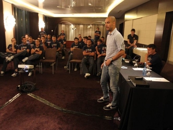 Barcelona difundi� fotos in�ditas en la vida del equipo de Messi y Guardiola