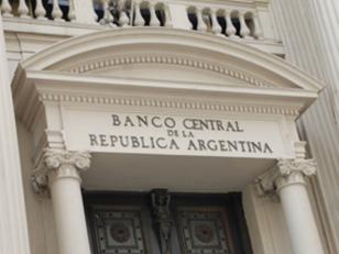 El gobierno toma u$s2.080 millones del BCRA para financiar al Tesoro