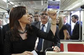 LA CAIDA DE CRISTINA KIRCHNER POR EL DIARIO EL MUNDO DE ESPA�A