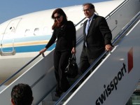 Cristina anticipa su regreso al Pais y denunciaran penalmente a Camioneros