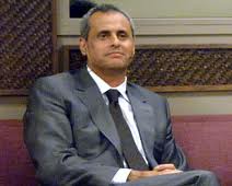 Jorge Rial abandona los chimentos y deja intrusos?