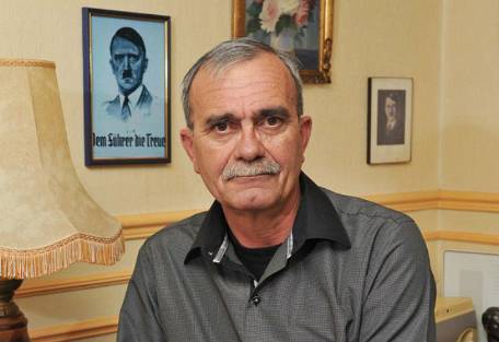 UN FRANCES DICE SER NIETO DE HITLER