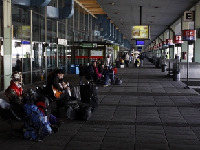 Se levant� el paro en los micros de larga distancia