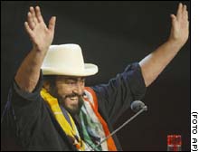 El tenor afirma que quiere otro hijo.