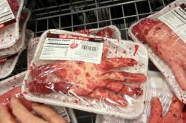 Sacan "carne humana" de las góndolas de un supermercado
