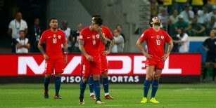 La furia de un hincha de Chile al ver que el seleccionado no clasificó al Mundial