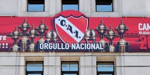 Escándalo Independiente: la hoja con teléfonos y direcciones que complica a los acusados