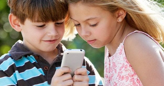 Usar tablets y móviles en la infancia es beneficioso para los niños