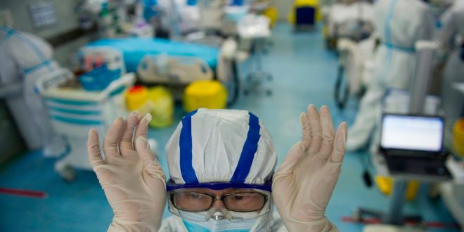 China ha dejado de hacer pruebas para el coronavirus y por eso no hay “nuevos” casos locales