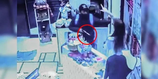 Video: Se resistió a un robo y echó al ladrón a empujones