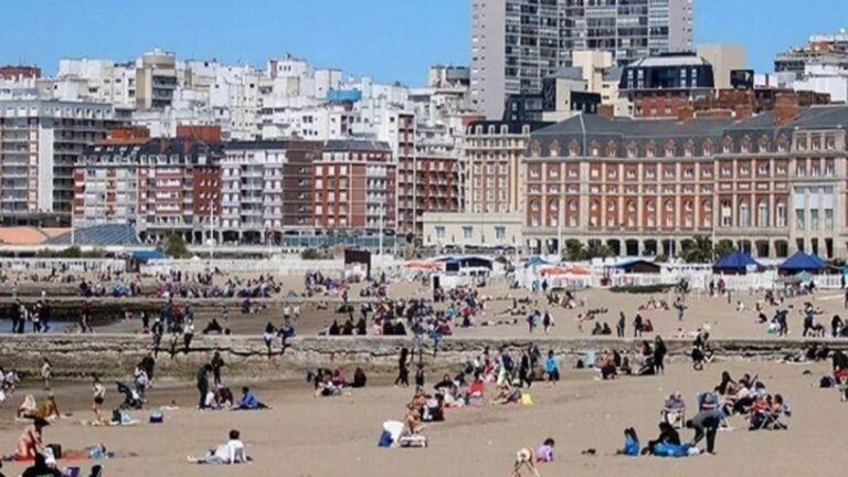 Familia pide más de 1 millón de pesos para salir el fin de semana largo
