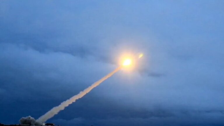 NATO on High Alert: Putin’s New ‘Petrel’ Missile Appears Ready for Deployment