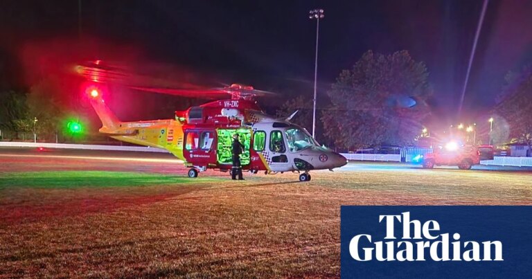 Trece heridos tras choque de auto en derby de demolición en NSW