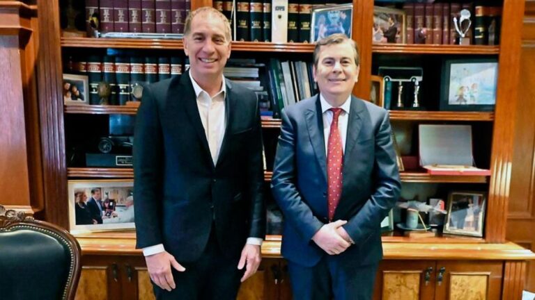 Santilli viaja a Santiago del Estero para apoyar a Zamora en medio de tensión en el Norte