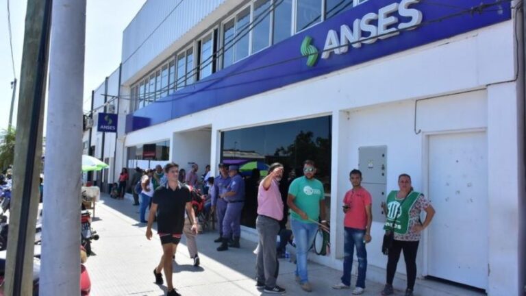 Calendario de Pagos de ANSES: Aumentos y Bonos de Febrero 2026