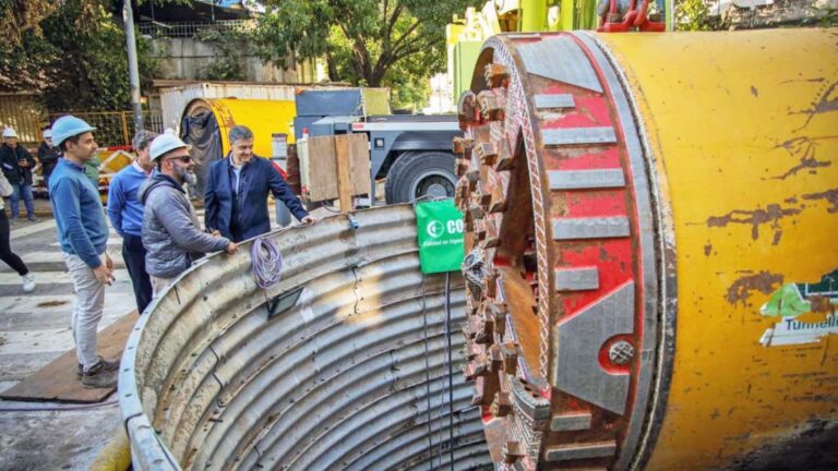 Bahía Blanca y empresas sellan acuerdo para financiar 13 proyectos hidráulicos