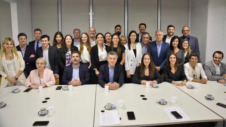 Fugas y Cambios en el Congreso: Reconfiguran el Poder de Macri y el PRO