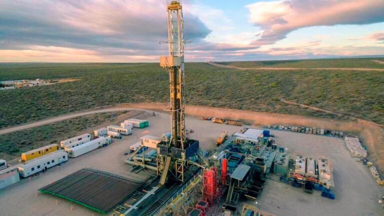 GNL de YPF y Petronas: La historia no contada de un proyecto fallido