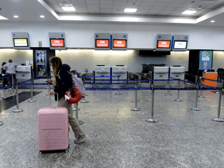 Suspensión Total de Vuelos por Valija Abandonada en el Preembarque