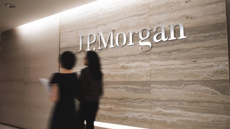JPMorgan cierra cuentas de Jack Mallers: resurgen tensiones entre banca y cripto