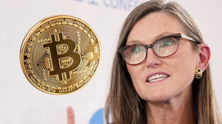 Cathie Wood predice un cambio para Bitcoin tras alcanzar los 90,000 dólares