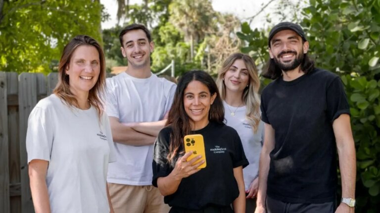 Soluciones Integrales: Contabilidad, Atención al Cliente y Más