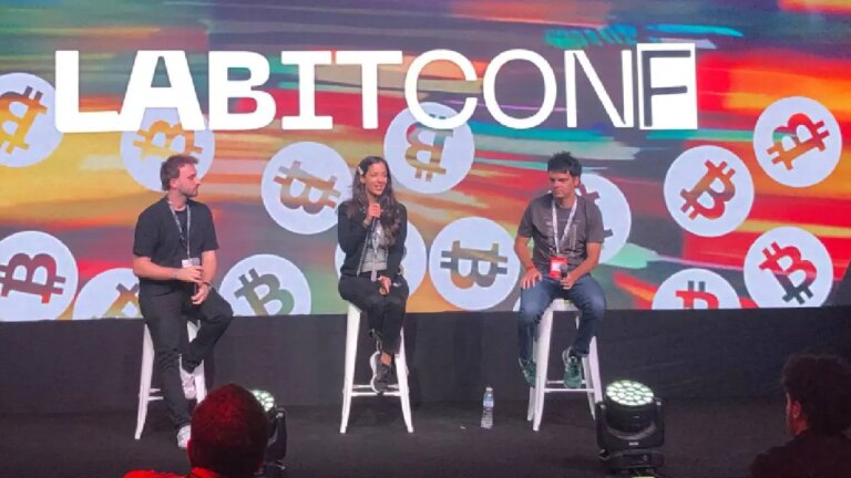 Criptomonedas e IA: Transformando la Política y la Educación
