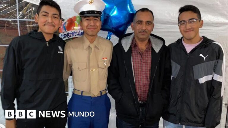 Temo ser deportada a México tras criar a tres hijos marines en EE.UU.