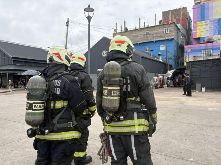 Hombre pierde la vida en incendio en el Barrio Mugica