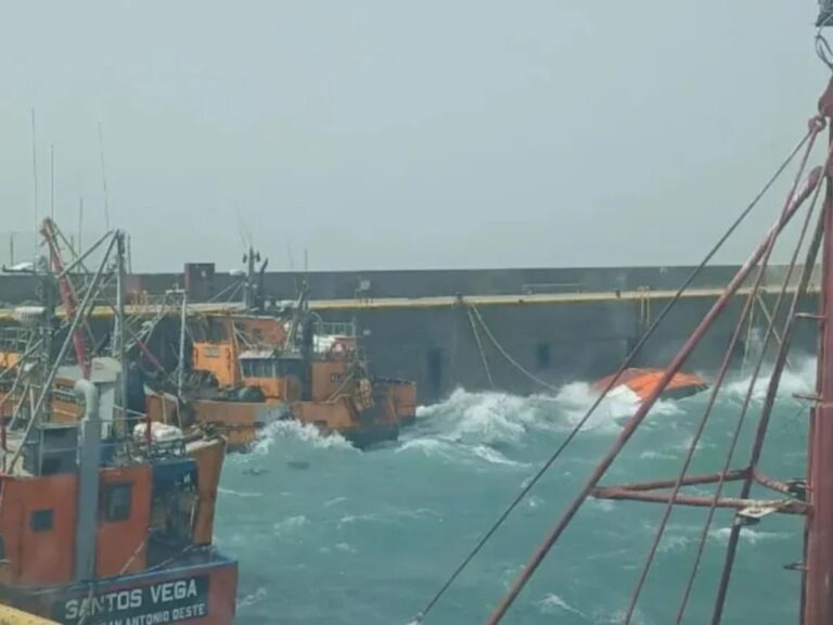Tempestad en la Patagonia: Tres barcos pesqueros se hunden en Santa Cruz