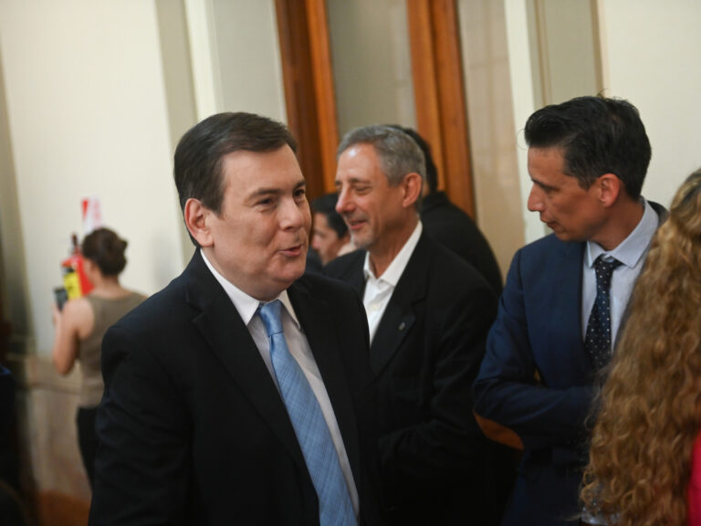 Zamora se separa del peronismo y formará su propio bloque en el Senado: un nuevo desafío para los K
