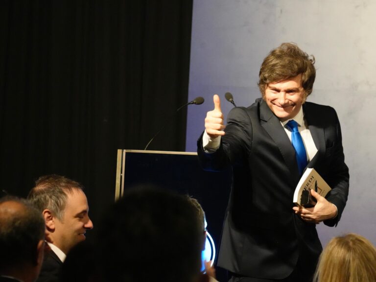 Diego Santilli se reúne con gobernadores de Chaco y Río Negro para discutir el Presupuesto 2026