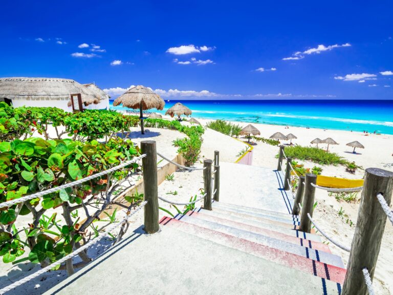 Esta Playa del Caribe Mexicano Brillará Durante el Mundial 2026