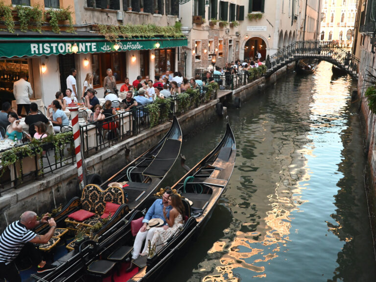 Venecia revela fechas de entrada para turistas en 2026 y continúa la polémica