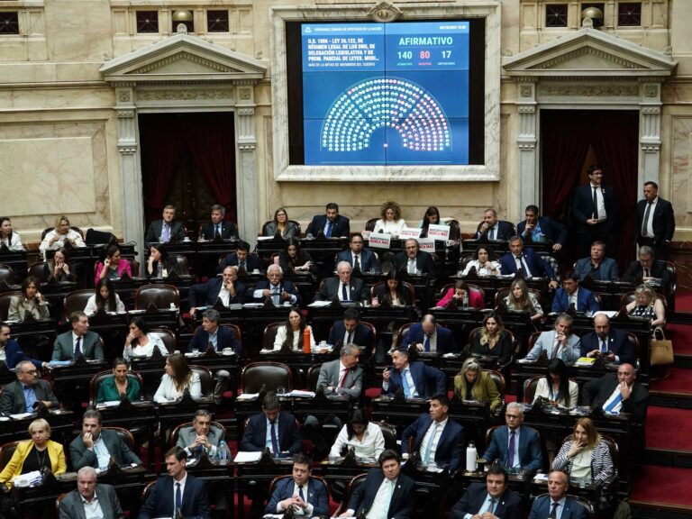 El Gobierno acelera reformas en diciembre tras sumar a tres exdiputados del PRO