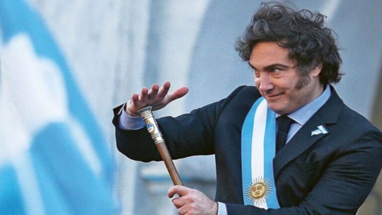 Casi un tercio de los hogares argentinos se endeuda para llegar a fin de mes, según el INDEC