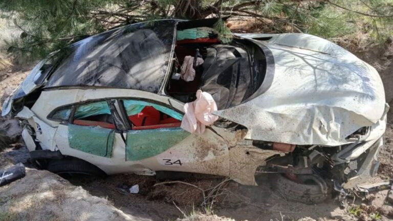 Choque de Ferrari de $400,000: Internados y se dieron de alta antes de tiempo