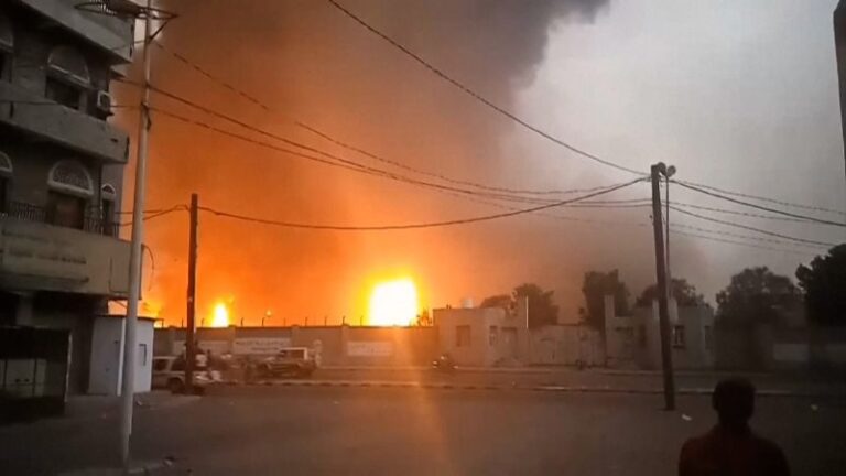 Israel realiza ataques aéreos contra hutíes en Yemen