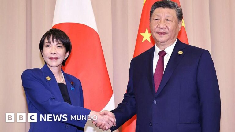 China responde con furia a declaraciones de la primera ministra de Japón