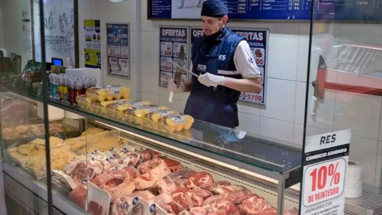 Aumento de la Carne Impulsa la Inflación Alimentaria en Noviembre