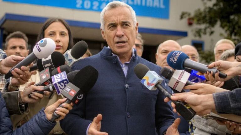 Candidato de extrema derecha y opositor a la OTAN avanza a la segunda vuelta en Rumania